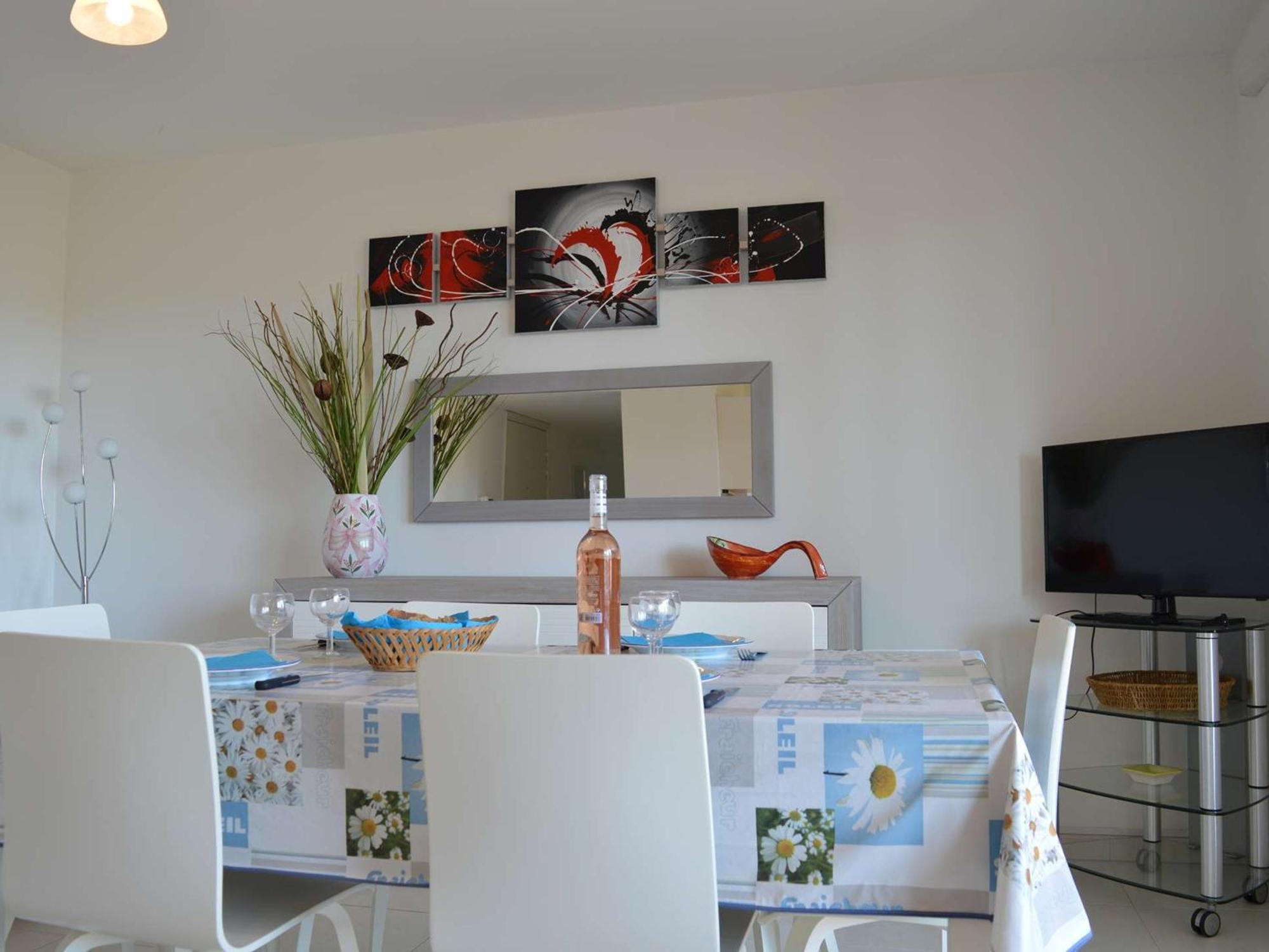 Spacieux 3 Pieces Avec Terrasse, Piscine Et Garage, A 2 Pas De La Plage - Saint Raphael - Fr-1-226A-274 المظهر الخارجي الصورة
